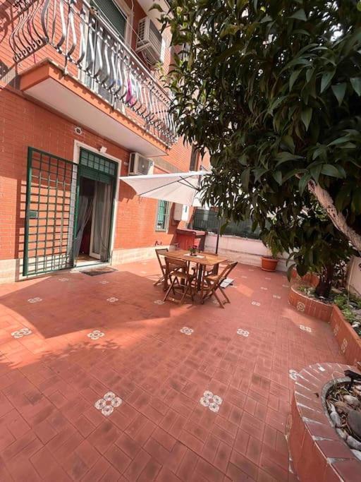 Bucaneve House Roma Exterior photo